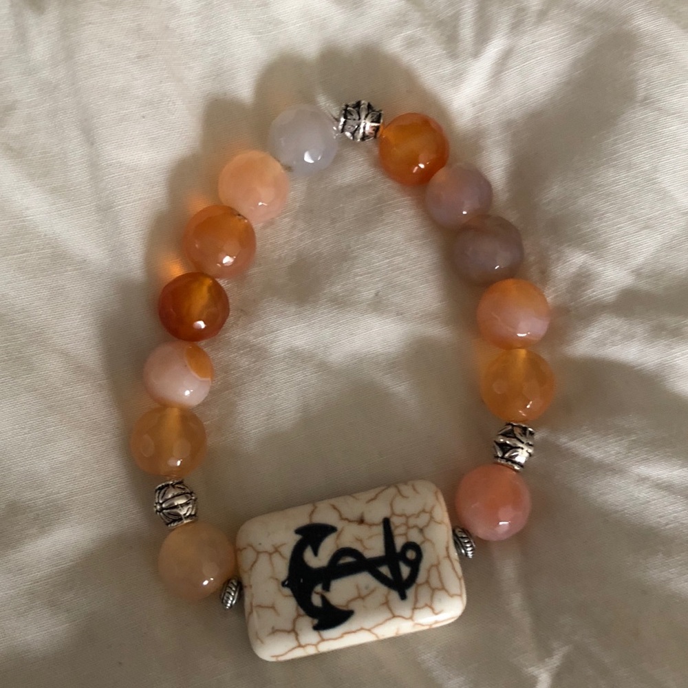 Stretchy bracelet